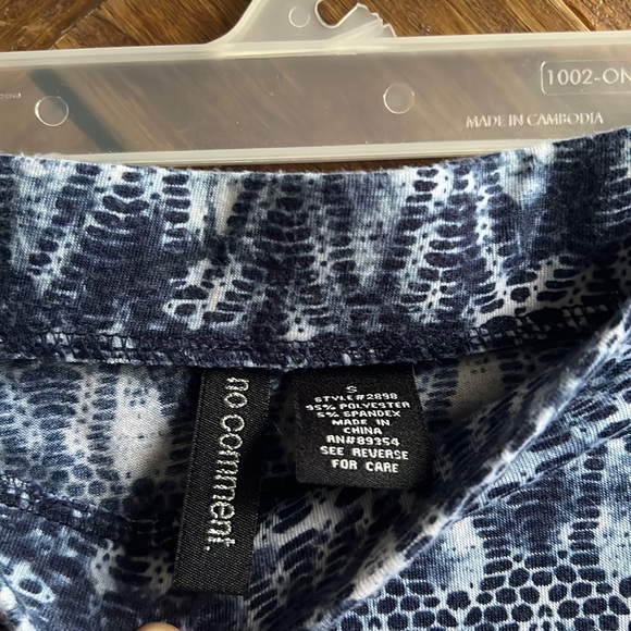 No comment-maxi skirt. Size: small Color: blue and white - Picture 6 of 6